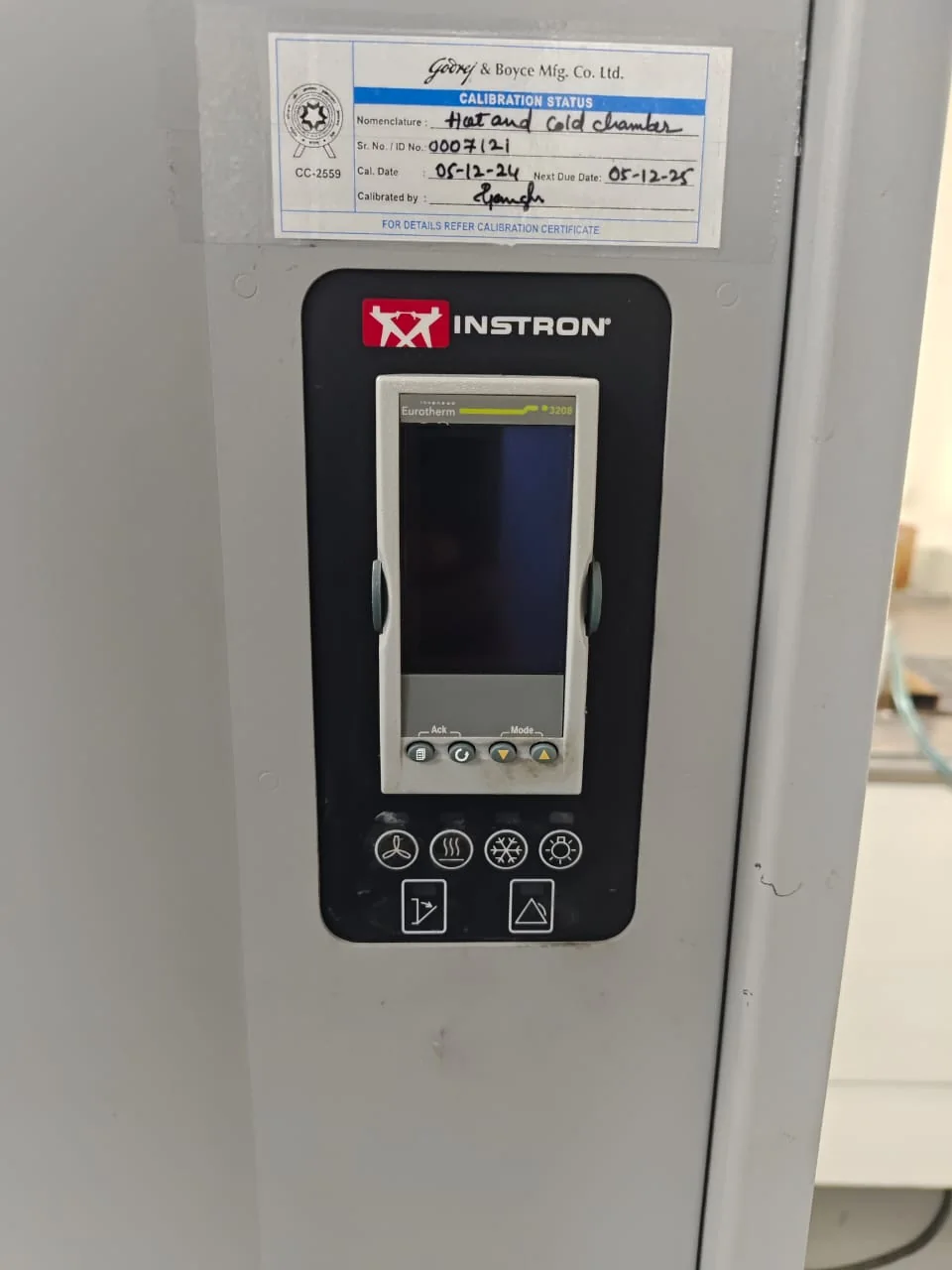 Original Instron environmental chamber controller panel before retrofit